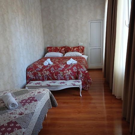 Guest House Nano 马尔特维利 外观 照片